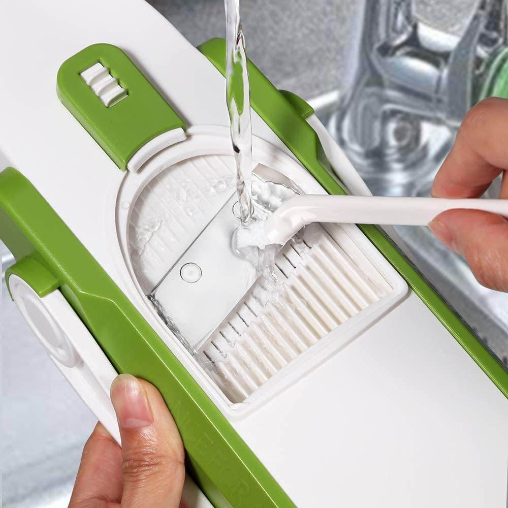 Safe Mandoline Slicer and Vegetable Chopper
